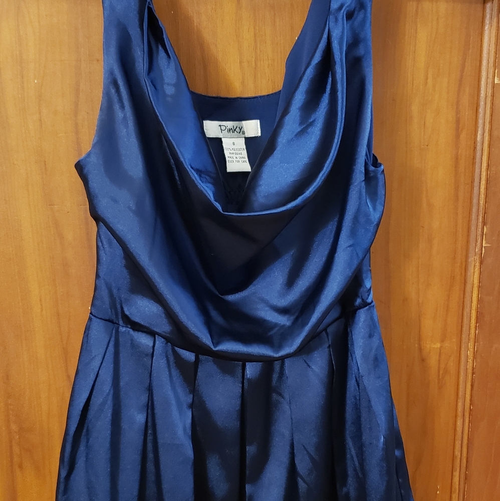 Elegant Blue Sleeveless Dress